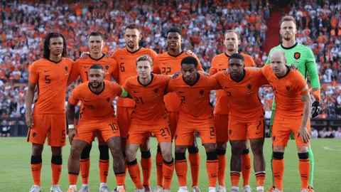 四大离队曼联球星表现亮眼，麦汤米尼加盟那不勒斯展现施丹风范