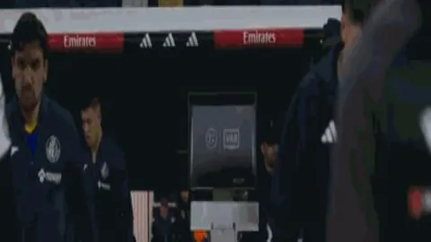 决战亚冠，申花生死战阵容揭晓！斯帅大胆换血，拉唐、盖伊首战登场，蒋圣龙遗憾缺席！